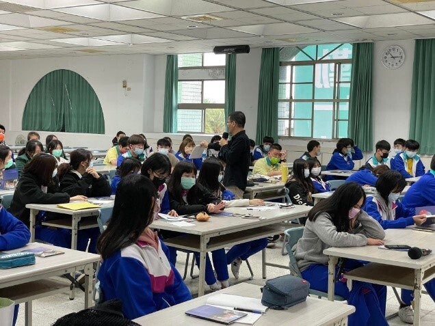H：起藝計畫-完善一貫制與碩士班經濟或文化不利學生協助機制：材創系羅東高商