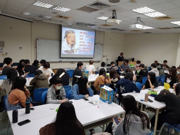 Ｂ-1 語文活動：含中外文課程、活動、競賽