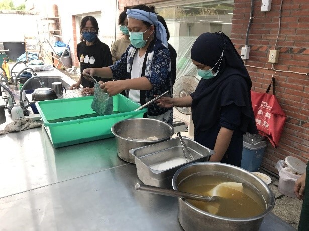 G 強化南向藝術交流與合作-印尼蠟染工作坊(Indonesia Batik Workshop )