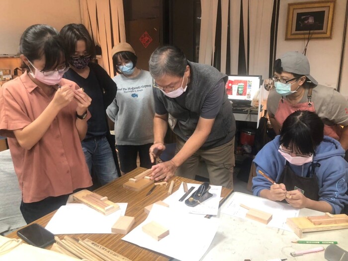 B-2（工作坊-音樂學院）：民族所－畫線刀及拼圖笛 樂器設計與製作工作坊