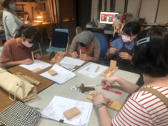 B-2（工作坊-音樂學院）：民族所－畫線刀及拼圖笛 樂器設計與製作工作坊