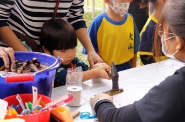 J：彌屾談材質藝術祭－大地色彩收藏箱工作坊