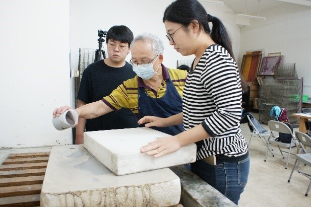 Ｂ-2（工作坊-視覺學院）：造形所－石版技術工作坊