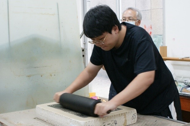 Ｂ-2（工作坊-視覺學院）：造形所－石版技術工作坊
