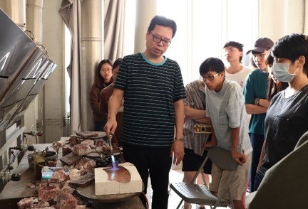 J：彌屾談材質藝術祭講座