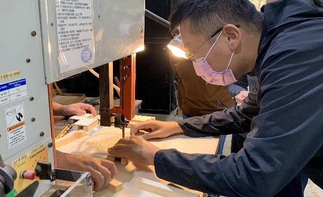 J：提升藝術影響力與文化價值創新(材創系：魯班榫工作坊)